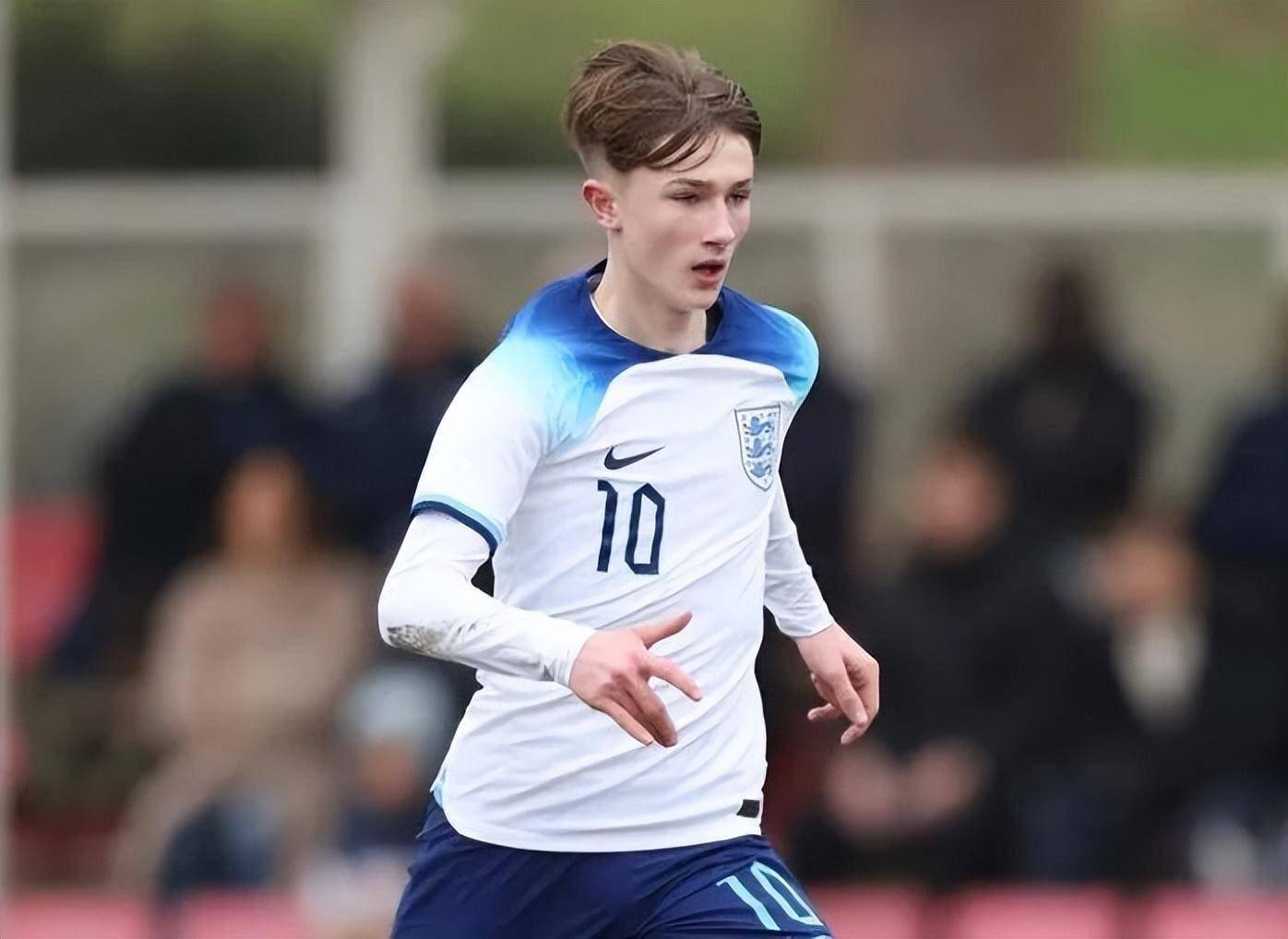 爱游戏体育-今夜欧超杯传出新动向，罗马队长鼓劲，管理层表态：媒体盛赞，球探报告显示潜力的简单介绍