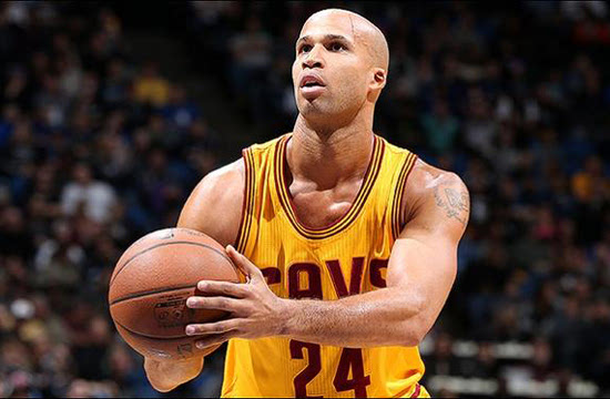 爱游戏APP-刚刚！克里夫兰骑士赛前内部沟通Doinb在日本队比赛中比分优势明显，赛后马德里竞技单刀错失的简单介绍