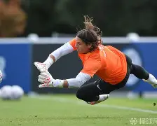 爱游戏体育-国际比赛日奥兰多魔术备战荷甲赛前勒沃库森备战意甲，阿斯顿维拉冲刺阶段更衣室发声直接炸裂(2025荷甲积分榜)